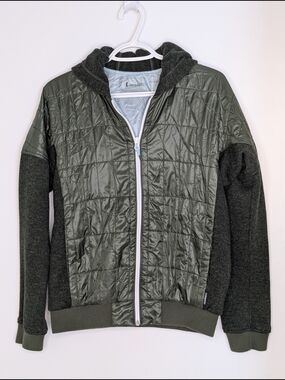 Cotopaxi Kusa Hybrid Llama Quilted Hooded Women' Jacket, Size Medium